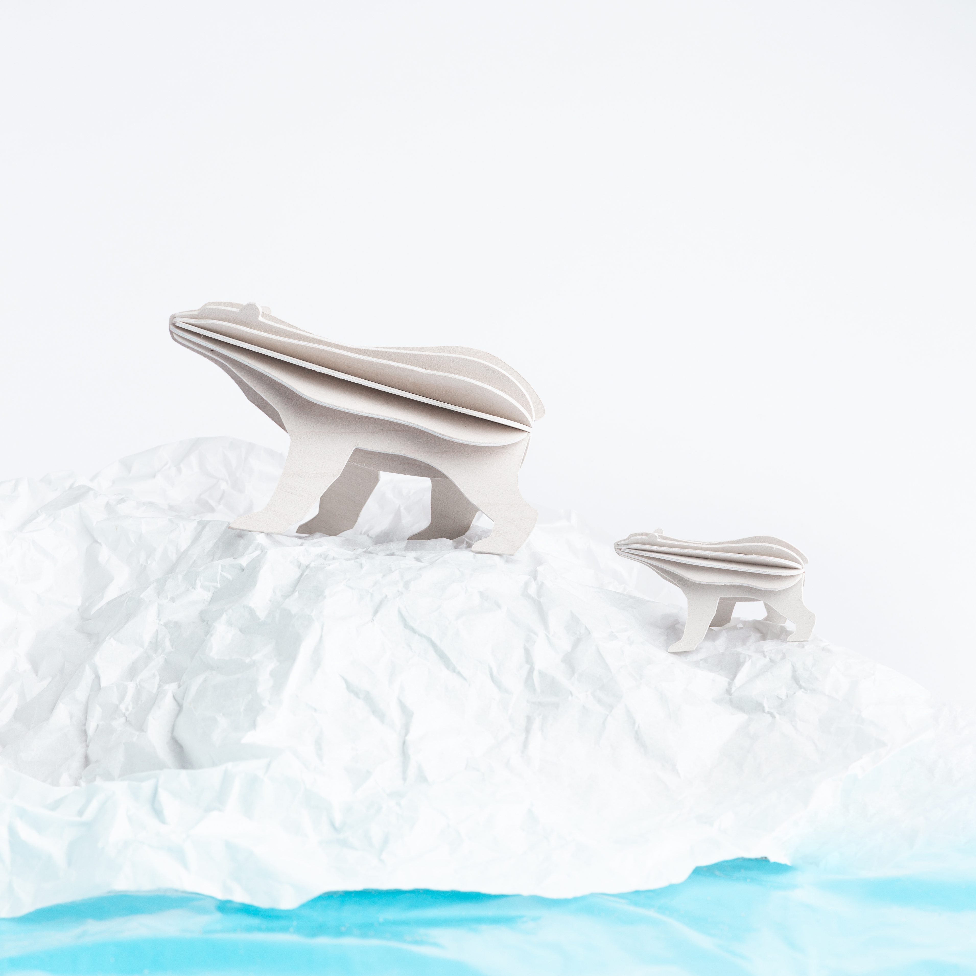 Lovi  3D Eisbär  als Aufsteller 15 cm und 7 cm Birkenholz weiss